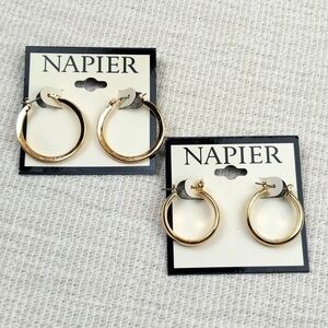 #1 2/$5 NWT GOLD TONE HOOP EARRINGS